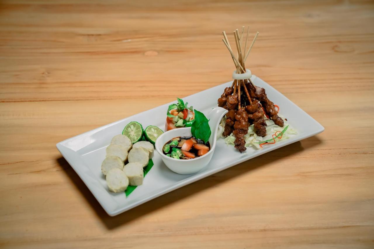 Luminor Hotel Purwokerto By Wh 외부 사진