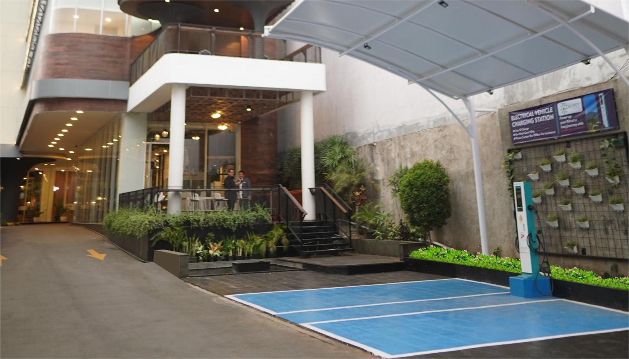 Luminor Hotel Purwokerto By Wh 외부 사진